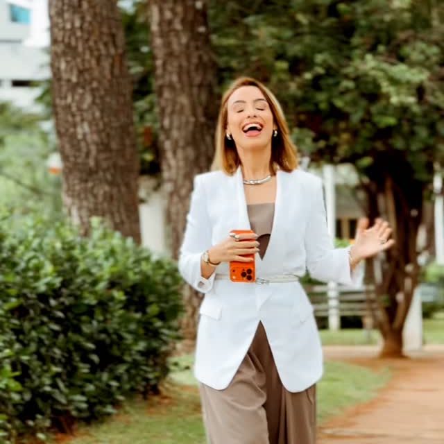 Quem mora na Alameda Ricardo Paranhos não escolhe um imóvel.
Escolhe um estilo de vida.

Um endereço icônico de Goiânia, cercado de sofisticação, conveniência e tudo o que representa viver no mais alto nível.
Esse é o tipo de lugar onde o cotidiano ganha outro ritmo mais elegante, mais exclusivo, mais valorizado.

📍 Alameda Ricardo Paranhos
✨ Para quem sabe exatamente onde quer estar.

👉 Fale com a consultora e descubra esse imóvel de perto.

##AltoPadrão #AlamedaRicardoParanhos #SetorMarista #Goiânia imoveisdeluxo