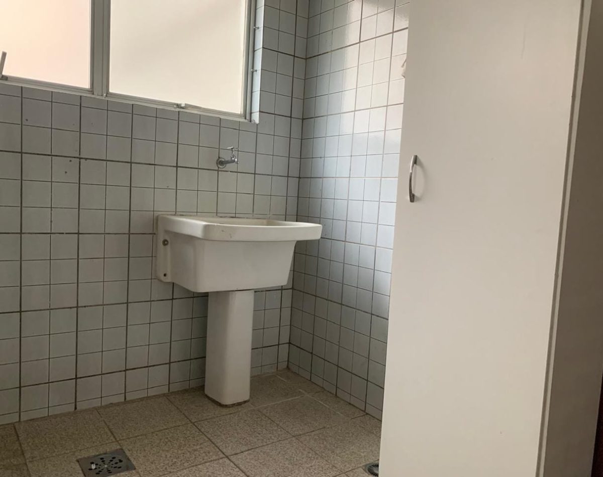 11744824518467