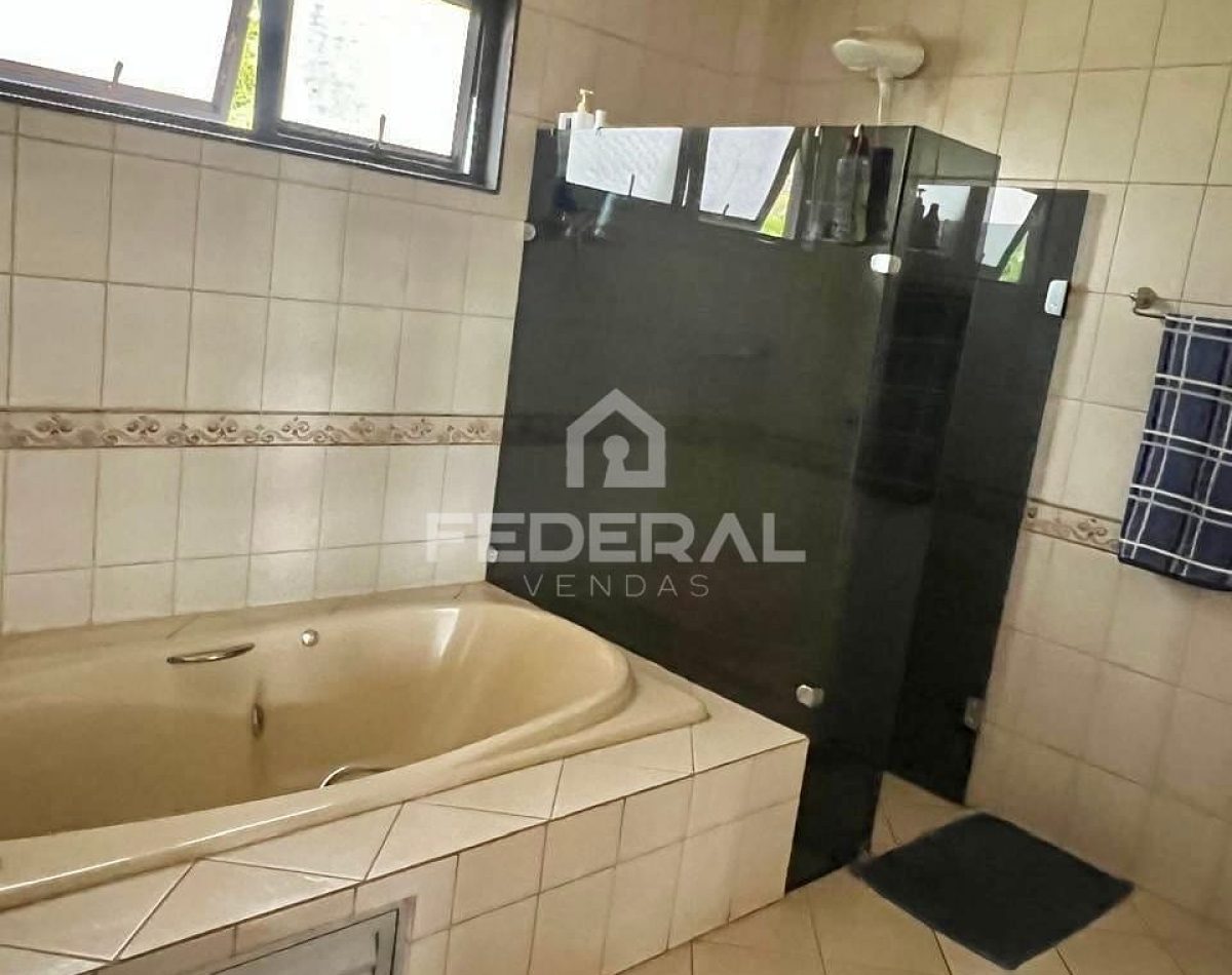 145e9013-43e4-48ca-880a-84c1c2e240221764187895490-2