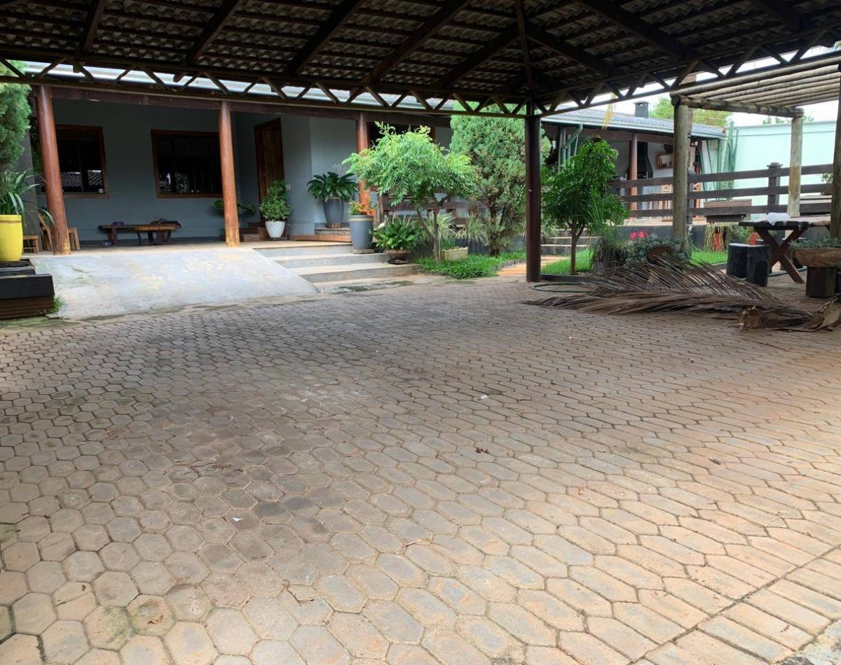 51739904701001