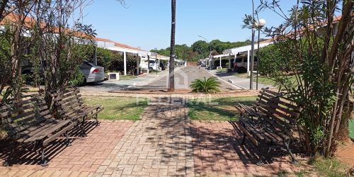 b2440eab-6b30-4be2-8d99-381a575ef295-2