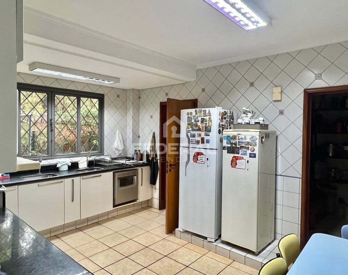 bf710916-e80a-4b96-b1ef-7d4aae26b6841764187895557-1