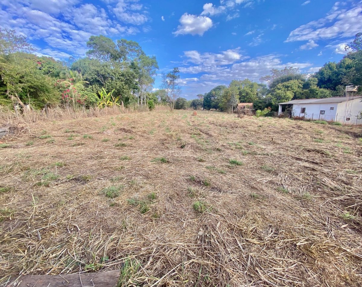 chacara-a-venda-3-quartos-5584m-estancia-vargem-bonita-senador-canedo-go1714667506177bmheq