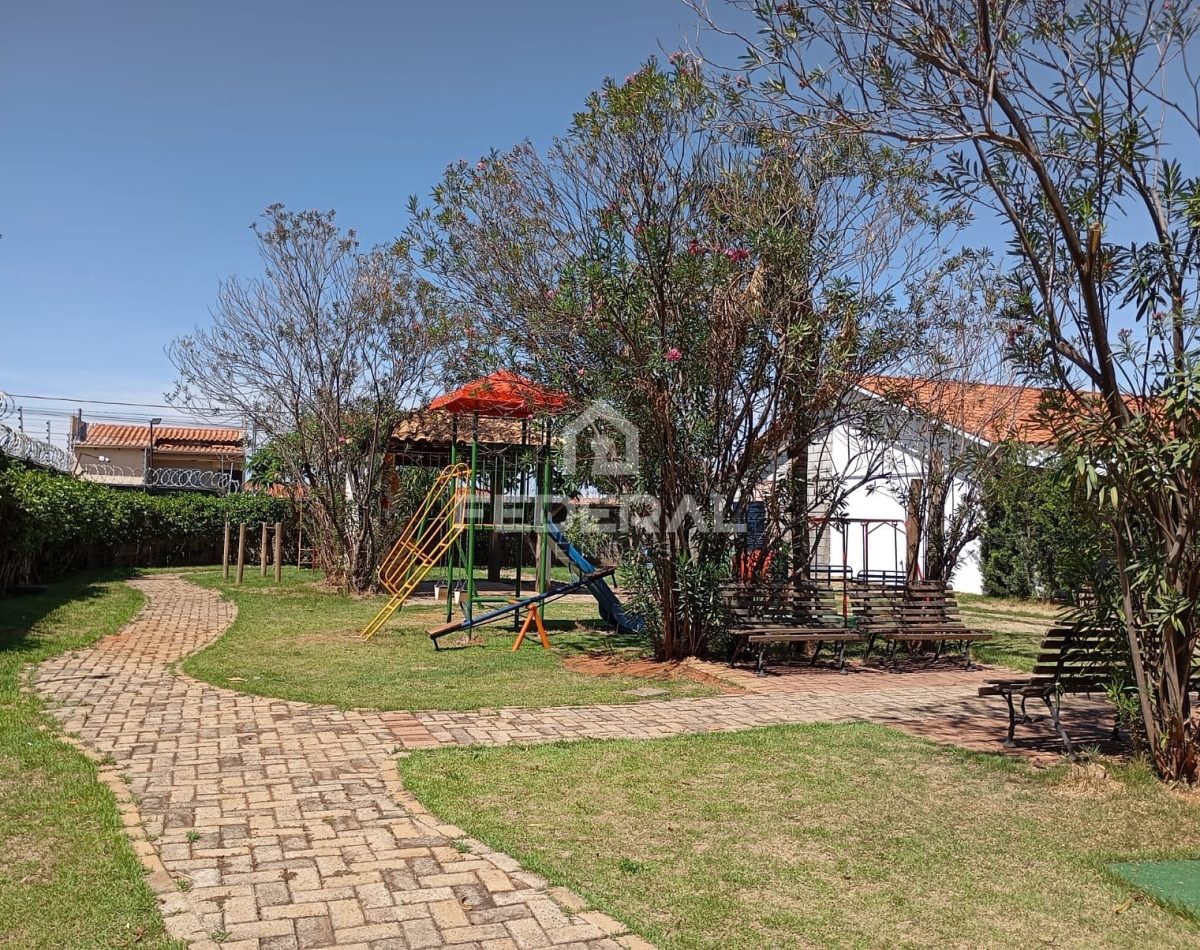 f32a10e4-ee9c-4615-ab37-ff4ef40a7971-1