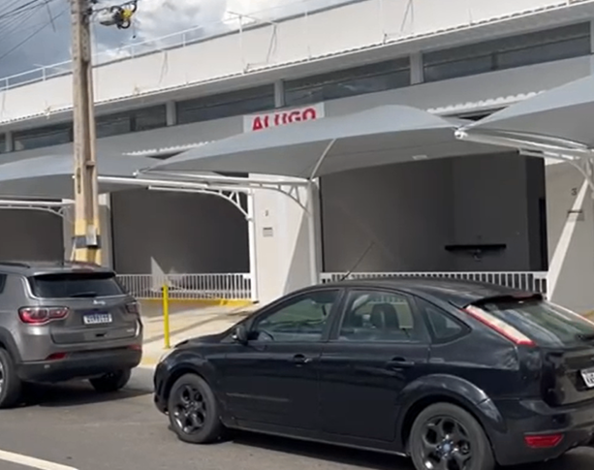 fachada21732796182780