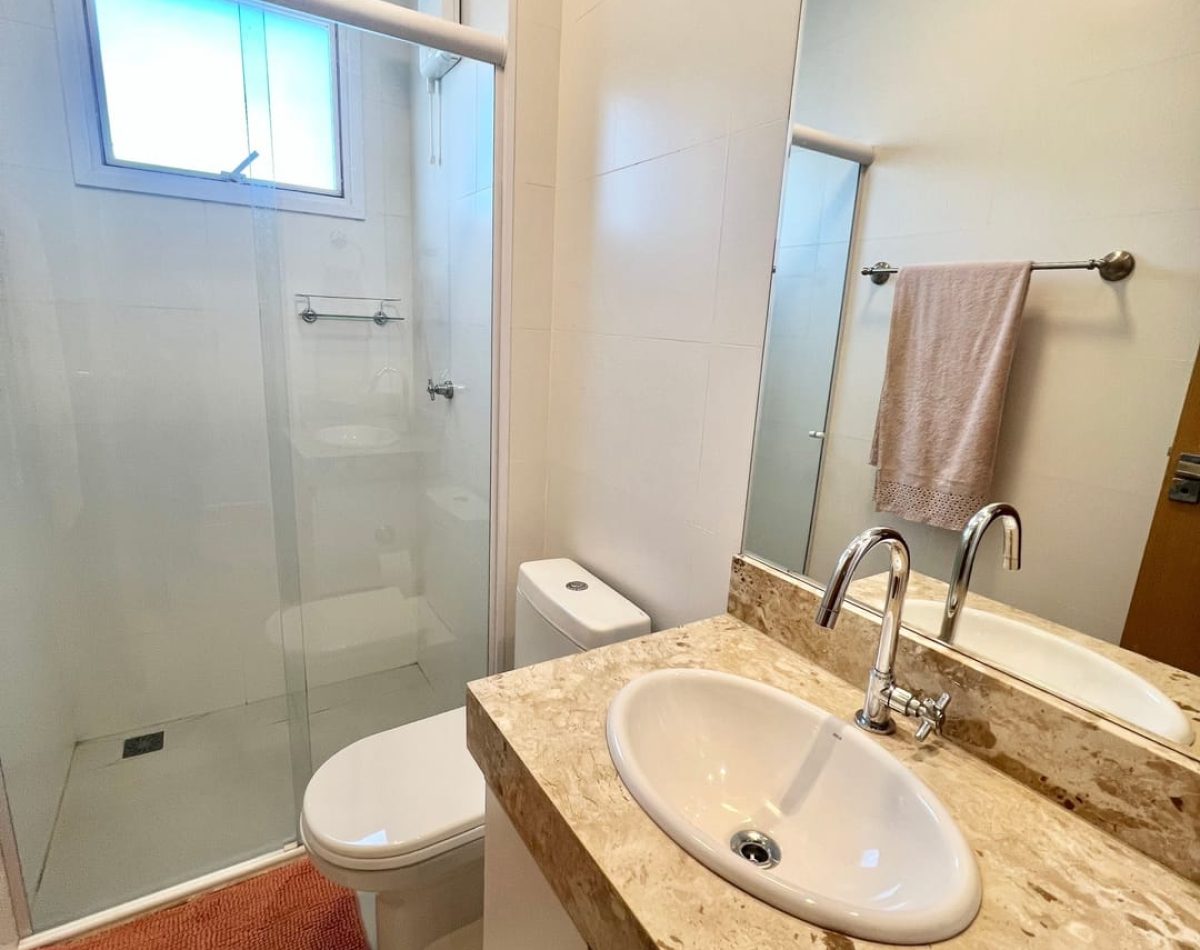 img_03731740601405693