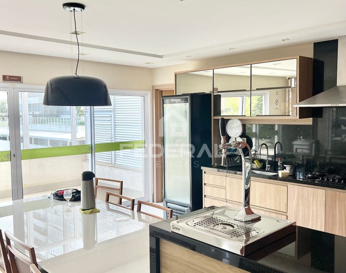 img_03861740601405907-3