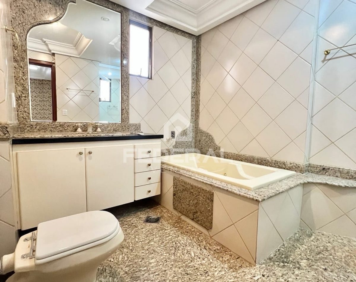 img_17881749149982383-5