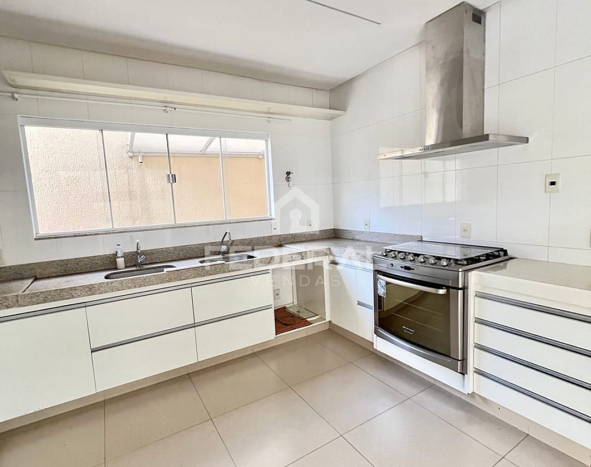 img_37551764163037959-2