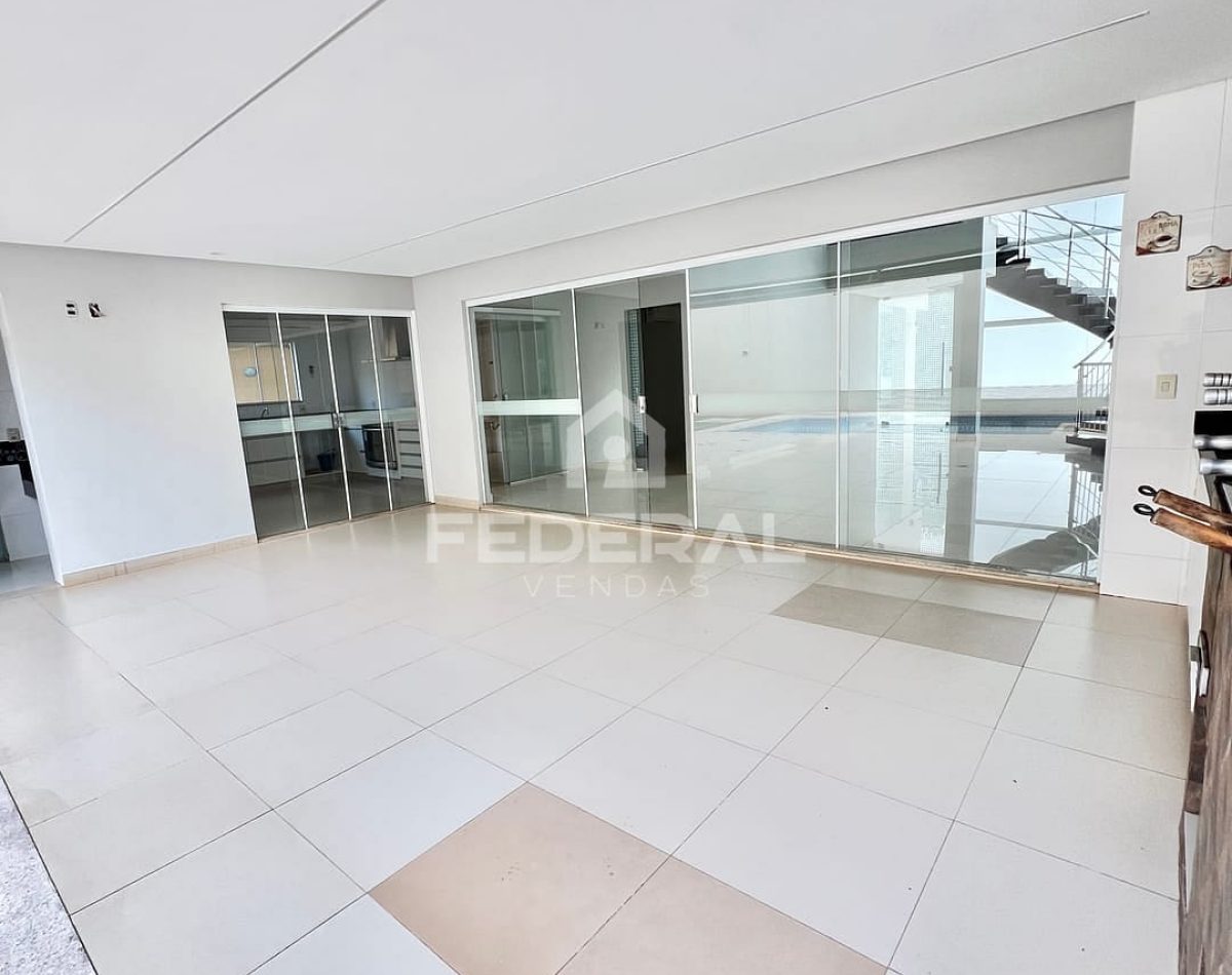 img_37661764163015525-2