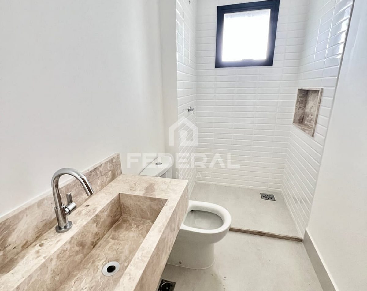 img_52681768940504052