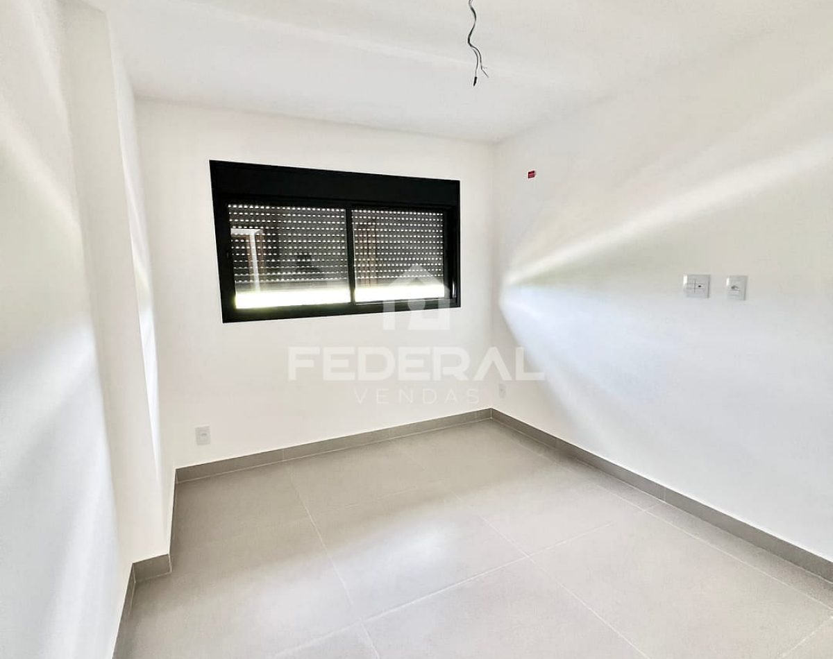 img_52701768940504081