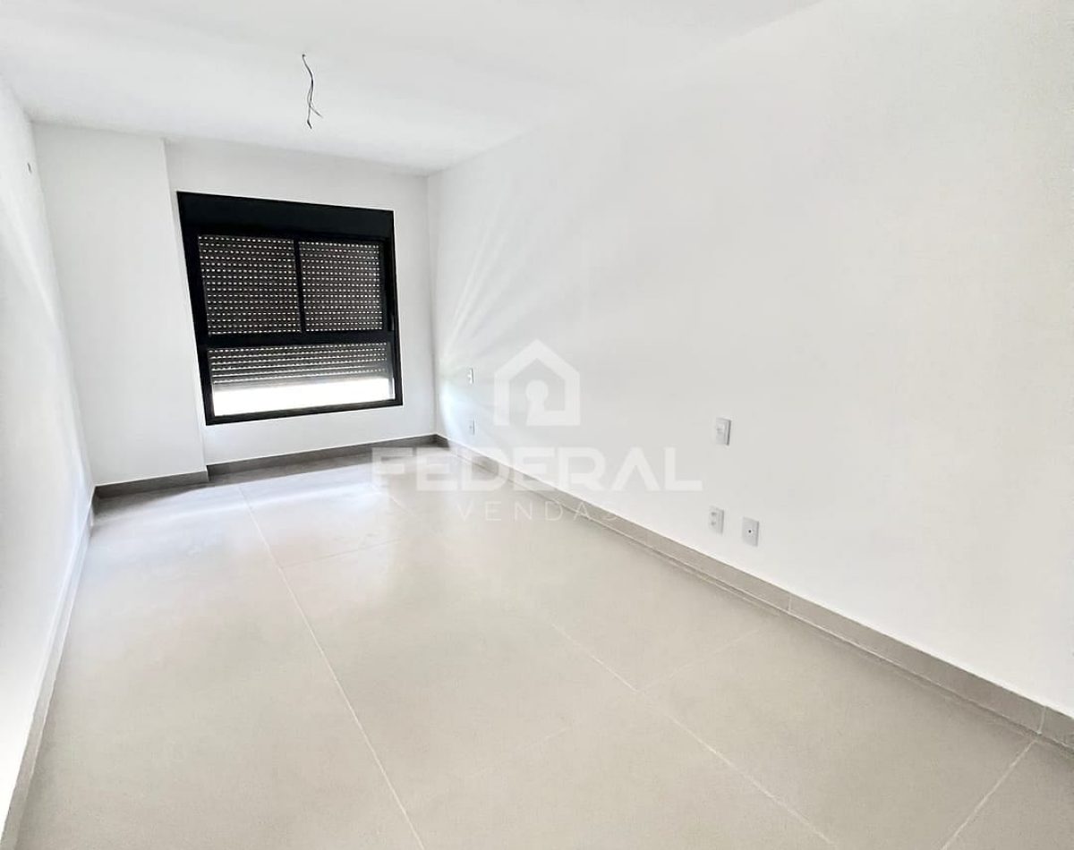 img_52711768940504130-1