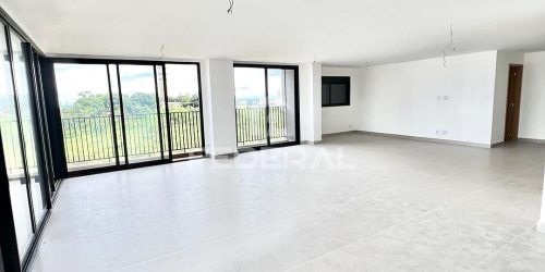 img_52761768940504350