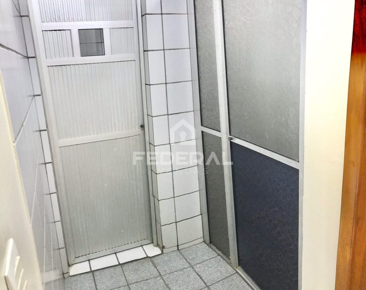 img_58051768583102649-1