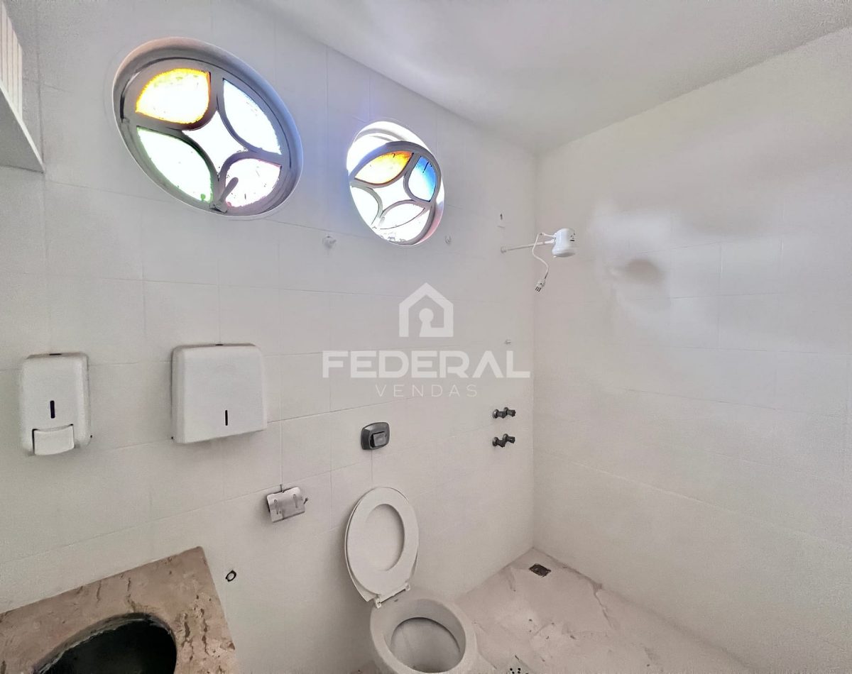 img_65851772741150009-2