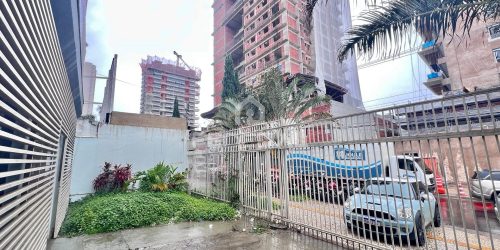 img_66021772648645918-1