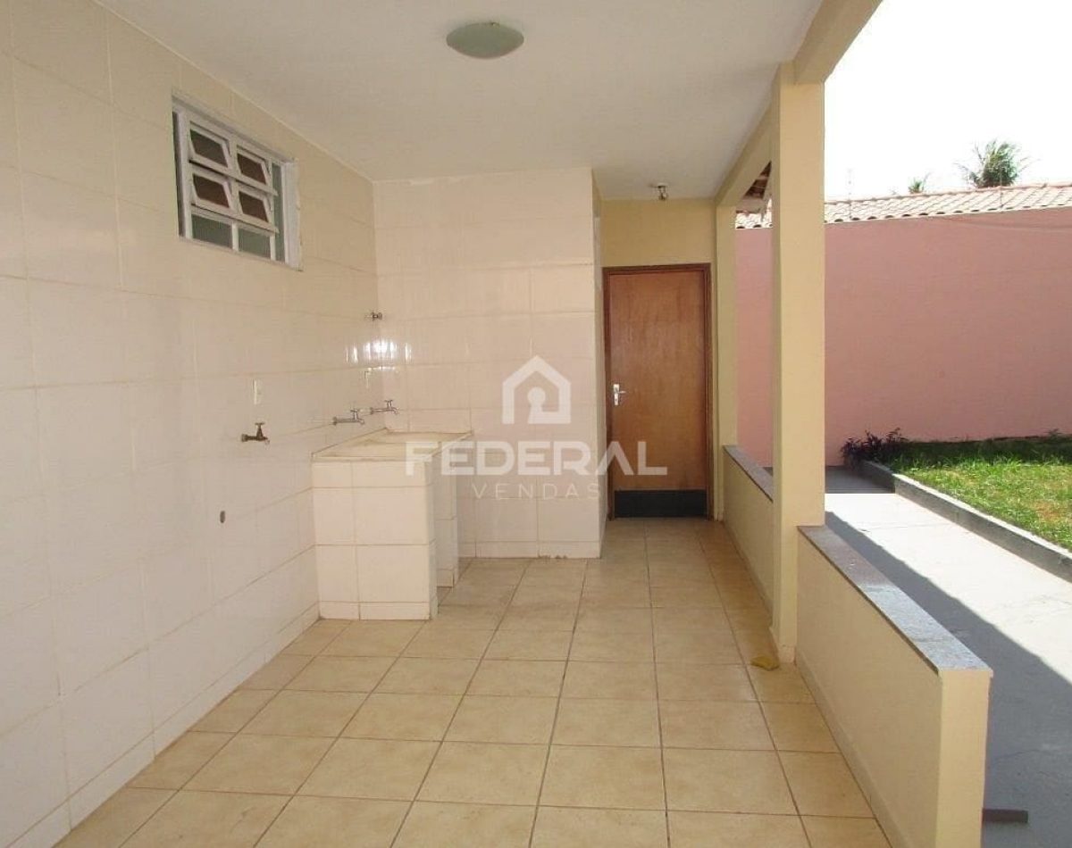 img_7761-jpg1738173000057-4