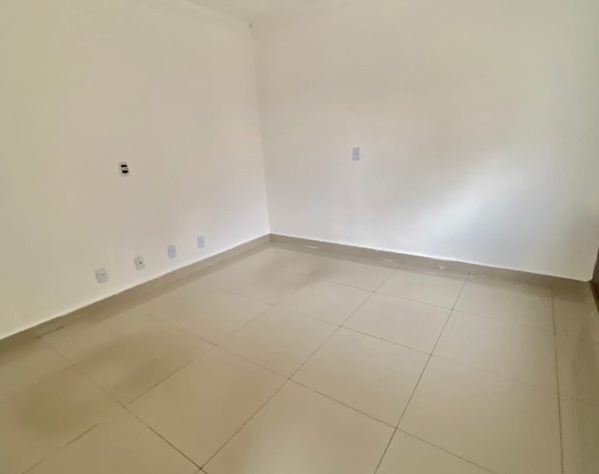 img_82211734122930949