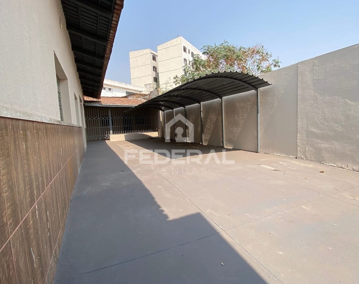 img_82221734122930961-4