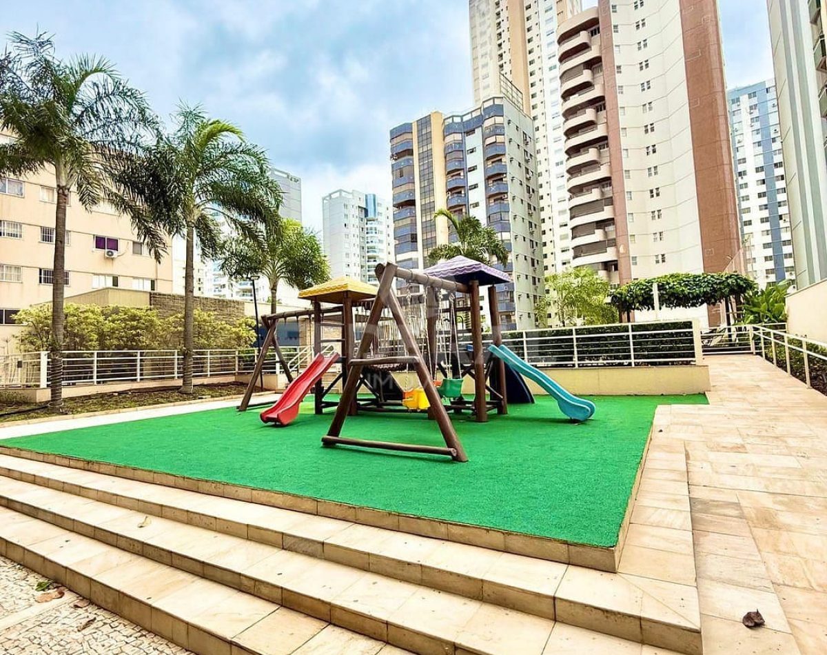 whatsapp-image-2025-12-14-at-18-38-121765748735924